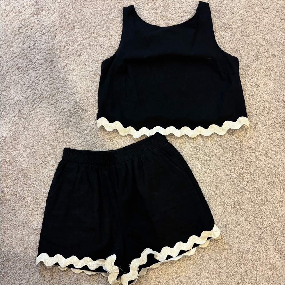 Black and White Women's Top and Shorts Set